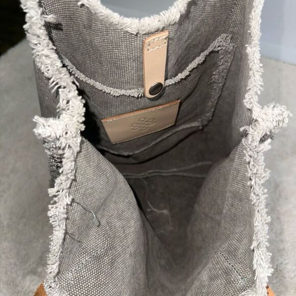 Jamie Young Co. Gray Canvas Tote Bag Shopper Fringe Trim Interior Design - Picture 9 of 13